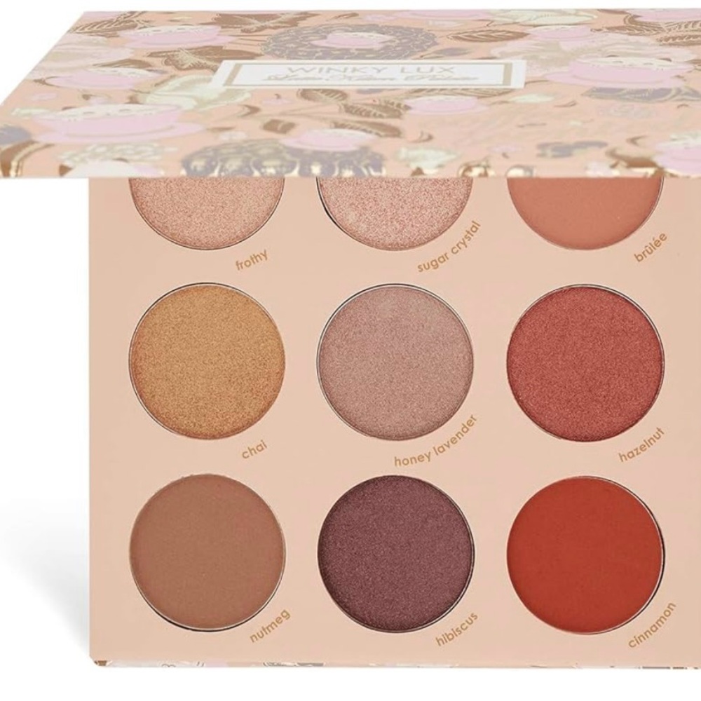 Winky Lux Latte Kitten Eyeshadow Palette